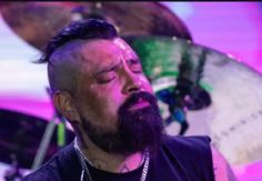 Hospitalizan de emergencia a Dr. Shenka, vocalista de Panteón Rococó: Esta es la razón