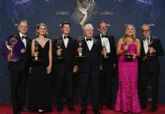 Se llevó a cabo la entrega de los Premios Emmy 2025; ¿quiénes fueron los triunfadores de la noche?