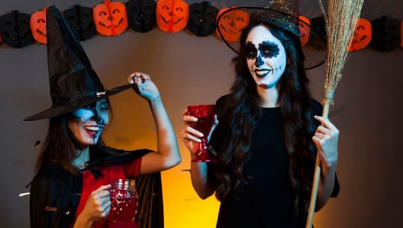 Los disfraces de última hora que te harán brillar este Halloween 2025