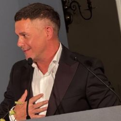 Alejandro Sanz comparte que habrá proyecto teatral con sus temas; así lo dio a conocer