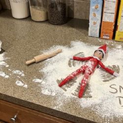 Llegan los duendes traviesos a vigilar a los niños; conoce el origen del Elf on the Shelf