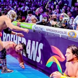 Bad Bunny disfruta de la lucha libre en la CDMX; el puertorriqueño arranca hoy sus conciertos