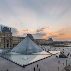 Fuga en el Louvre daña material egipcio; trabajadores denuncian abandono histórico