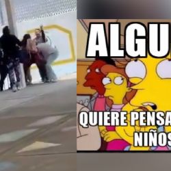 MOMENTO EXACTO en el que mujeres pelean adentro de kínder; había niños de 4 años presentes