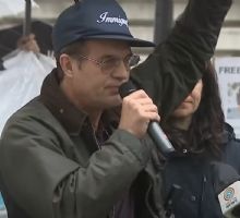 VIDEO | 'Somos los Avengers ahora': Mark Ruffalo en 'No Kings'