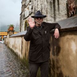 Tim Burton en Tepoztlán: esto hizo antes de abrir su exposición en CDMX