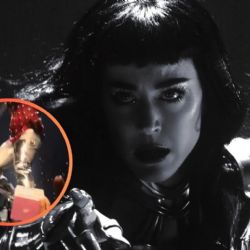 Katy Perry se vuelve viral por rechazar de forma brusca el regalo de un fan en pleno concierto | VIDEO
