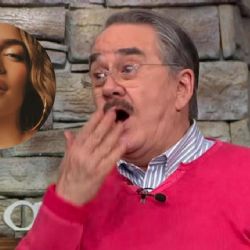 Pedro Sola critica el look de Karol G y fans le responden en redes sociales