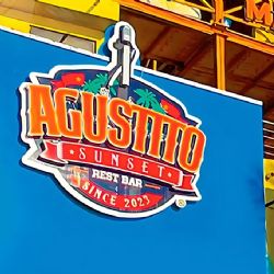 Eduin Caz y Max Peraza sorprenden con nuevo restaurante: así fue la apertura de Agustito Sunset