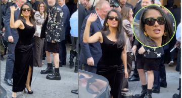 Salma Hayek deslumbra en Balenciaga durante la Semana de la Alta Costura con elegante vestido negro