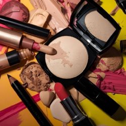 Estos son los 9 esenciales de maquillaje que toda beauty lover debe tener